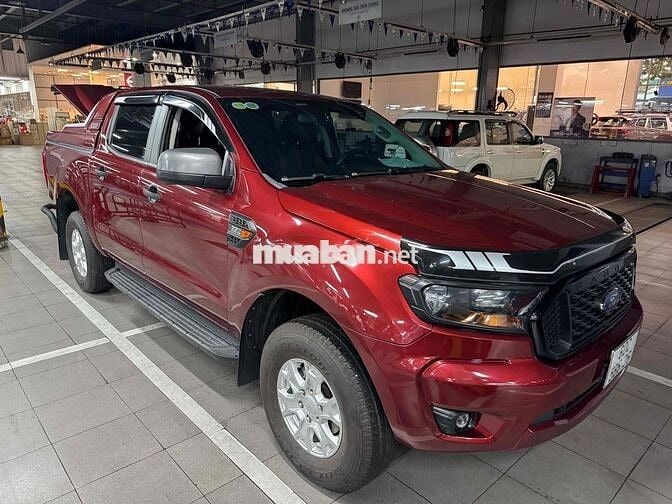 Ford Ranger 2021 XLS 2.2L Số Sàn Nhập Thái màu Đỏ