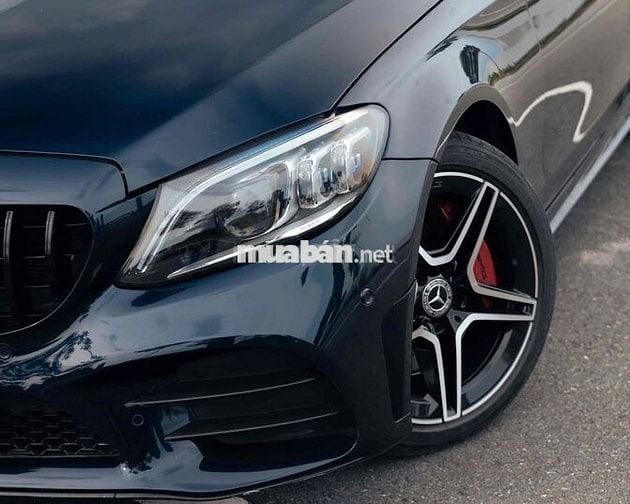 Mercedes C300 AMG 2019 nhiều option lên thêm