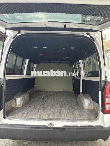 Toyota Hiace 2006 - 320000 km