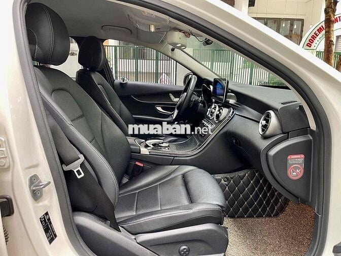 Mercedes Benz C200 2017 Trắng - 75000 km