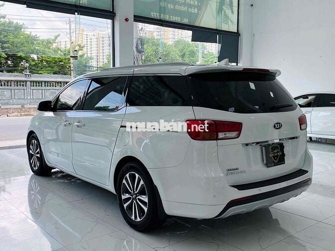 Kia Sedona 2018 3.3L GATH - 90000 km
