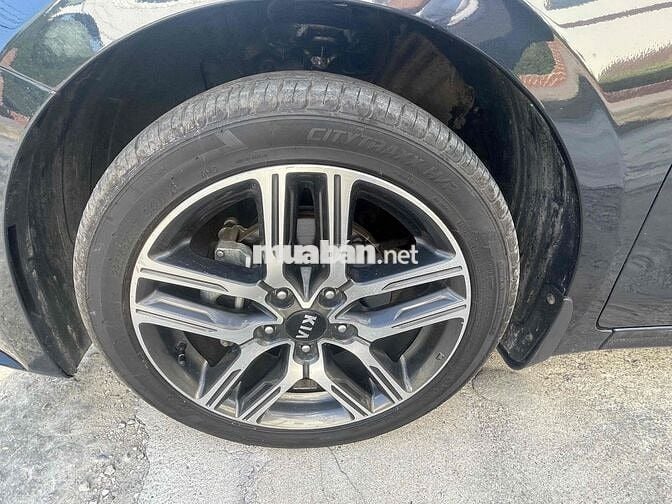 Kia Cerato 2021 1.6 AT LUXURY - 47000 km
