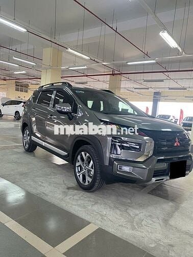 Mitsubishi XpanderCross 2022-10000 km(bao rút gốc)