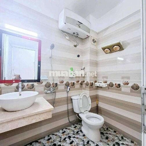 BÁN NHÀ TRUONG ĐỊNH . HOÀNG MAI