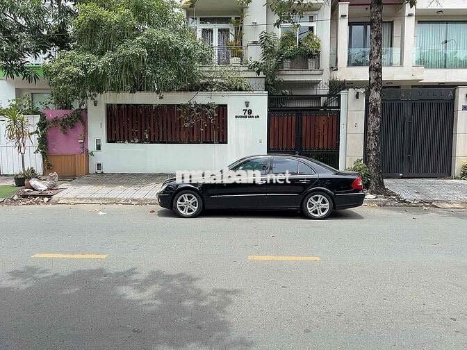 Mercedes Benz E Class 2008 E200 - 135000 km