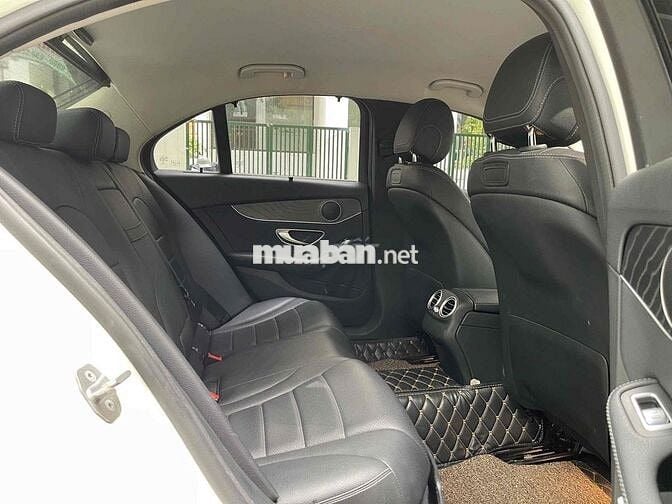 Mercedes Benz C200 2017 Trắng - 75000 km