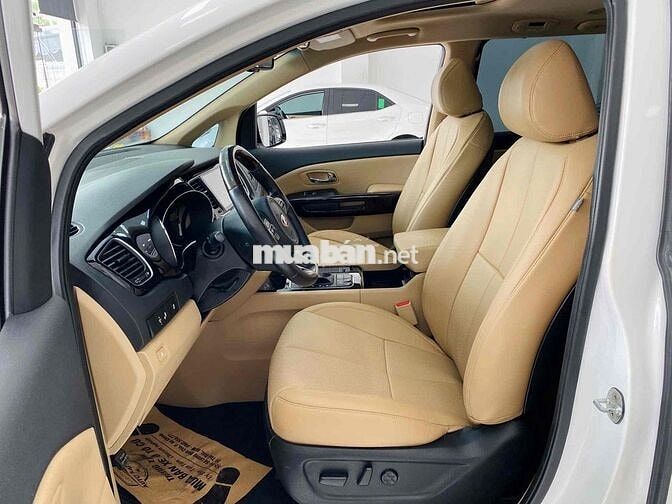 Kia Sedona 2018 3.3L GATH - 90000 km