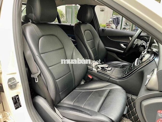 Mercedes Benz C200 2017 Trắng - 75000 km