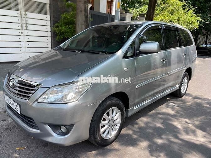 Toyota Innova 2013 2.0G  tự động - 150000 km