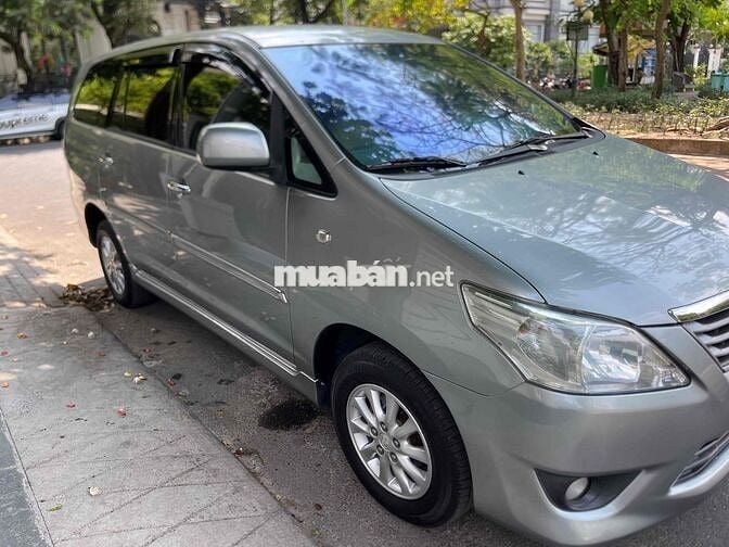 Toyota Innova 2013 2.0G  tự động - 150000 km