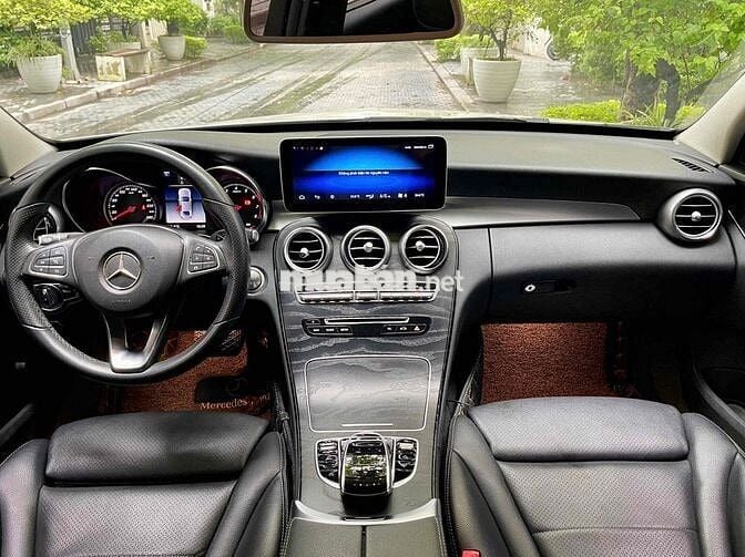 Mercedes Benz C200 2017 Trắng - 75000 km