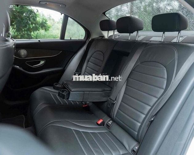 Mercedes C200 Exclusive 2019 - 1 chủ từ đầu