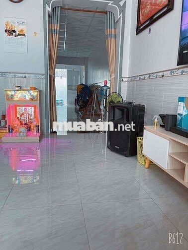 Cần bán nhà mới xây diện tích lớn nội thất mới