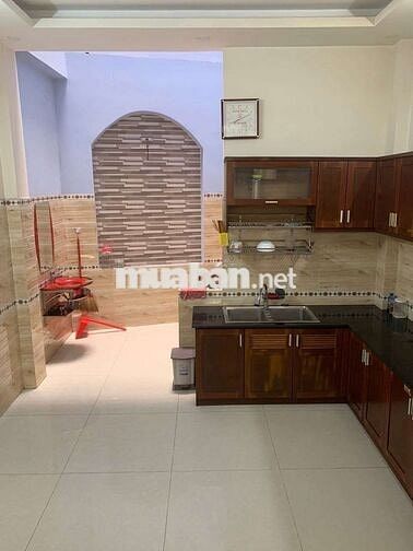 Nhà nguyên căn 3 lầu 4 x 20 hẻm thông xe hơi lê văn thọ gò vấp 18tr/th