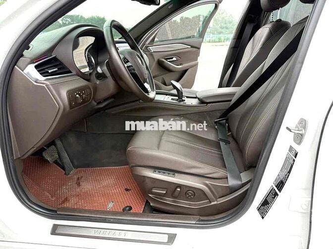 tôi bán VinFast Lux A2.0 2021 2.0 AT - xe gia đình