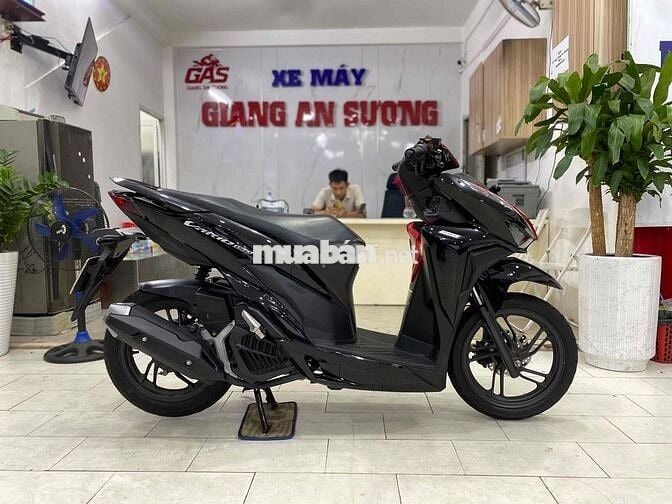 Honda Vario 150 đk 2021 màu đỏ đen BSTP chính chủ