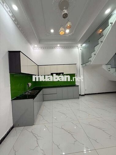 Nhà đẹp 100m² 3 pn lối đi chung