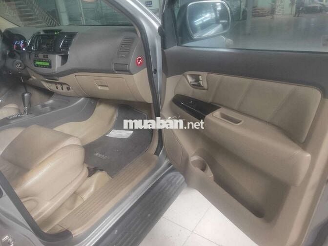 Bán fortuner 2013 số tự động, 1 chủ mua từ mới