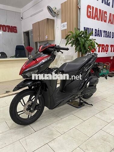 Honda Vario 150 đk 2021 màu đỏ đen BSTP chính chủ
