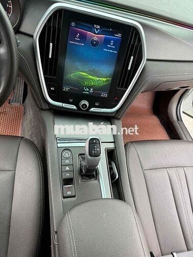 tôi bán VinFast Lux A2.0 2021 2.0 AT - xe gia đình