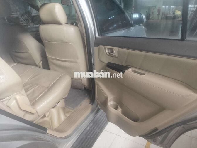 Bán fortuner 2013 số tự động, 1 chủ mua từ mới