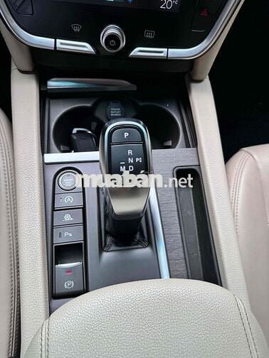 VinFast Lux SA2.0 2019 Premium 2.0 AT Full hãng