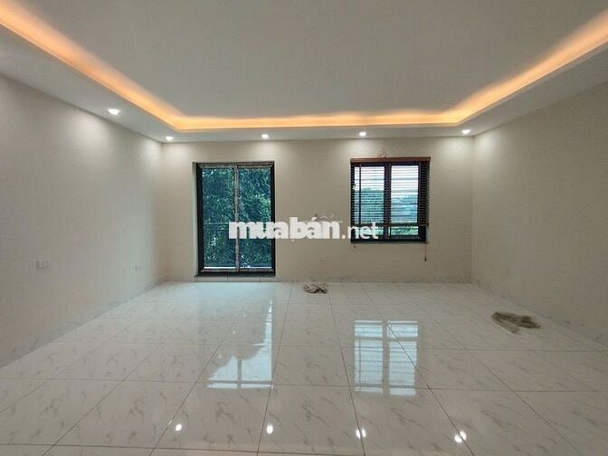 🏡 NHÀ ĐẸP CHỈ NHỈNH 3 TỶ–Ô TÔ ĐỖ CỬA - GẦN ĐÔ NGHĨA, HÀ ĐÔNG