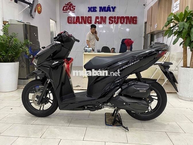 Honda Vario 150 đk 2021 màu đỏ đen BSTP chính chủ