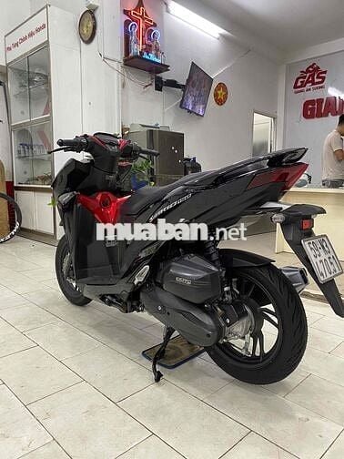 Honda Vario 150 đk 2021 màu đỏ đen BSTP chính chủ