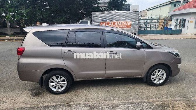 Cần bán Innova 2018 2.0E - 67000 km chuẩn bao test