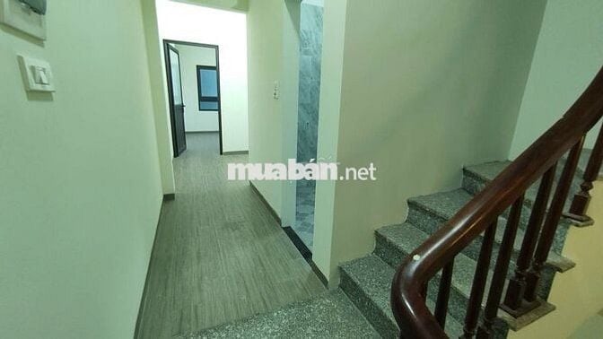 Nhà Biên Giang QL6 Cầu Mai Lĩnh 30m2*5T Giá 3.45 Tỷ CTL 20m oto tránh