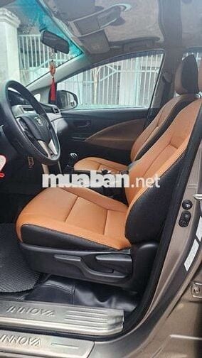 Cần bán Innova 2018 2.0E - 67000 km chuẩn bao test