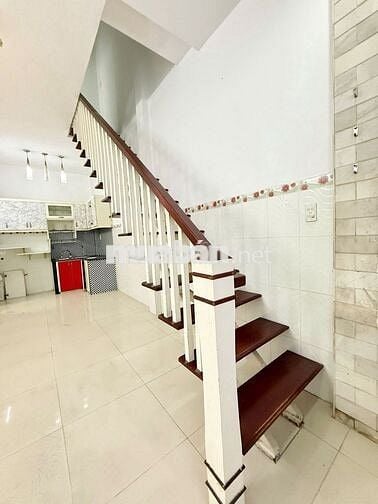 🍀 Nhà bé xinh Lê Văn Sỹ, 3x10 - 2 tầng - 2 phòng ngủ giá 9tr