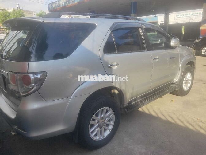 Bán fortuner 2013 số tự động, 1 chủ mua từ mới