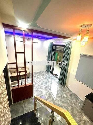 Bán nhà 1 lầu 1 trệt ngay chợ Điều - Long Bình 3p ra đến Trường Học