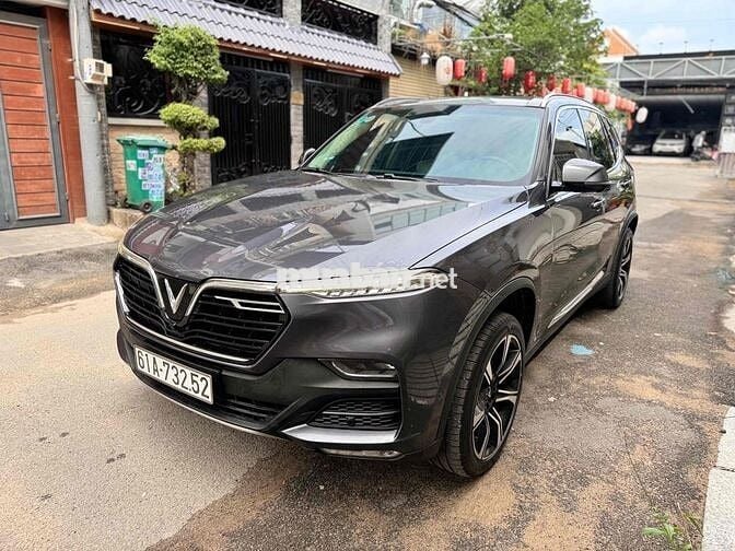 VinFast Lux SA2.0 2019 Premium 2.0 AT Full hãng
