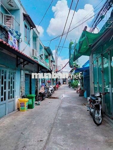 Bán nhà CCVB đường cây cam vlb bình chánh 4*8 trệt lầu 2phong 2tolet