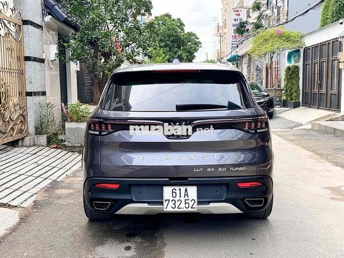 VinFast Lux SA2.0 2019 Premium 2.0 AT Full hãng