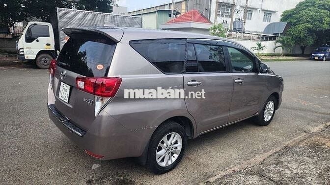 Cần bán Innova 2018 2.0E - 67000 km chuẩn bao test