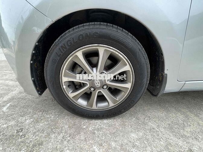 Hyundai Grand i10 2014 Grand 1.0 MT Base - 18000 k