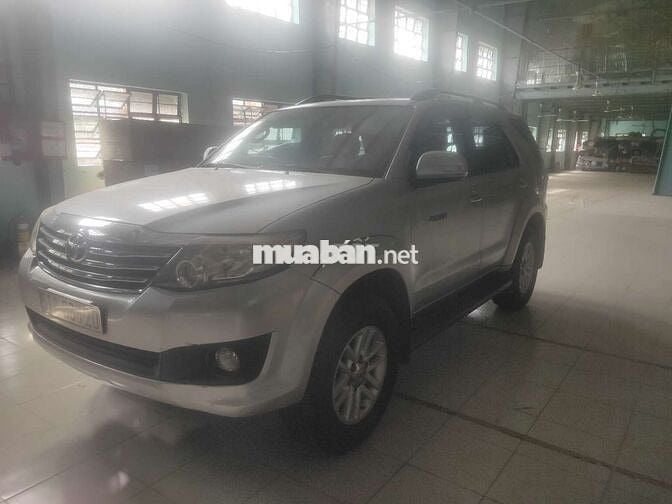 Bán fortuner 2013 số tự động, 1 chủ mua từ mới