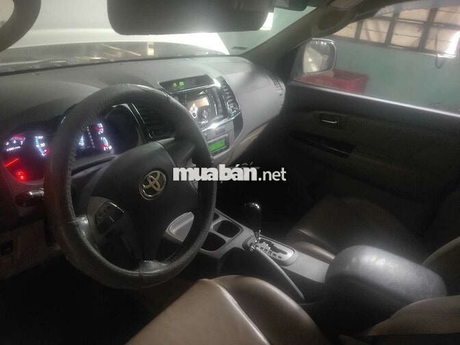 Bán fortuner 2013 số tự động, 1 chủ mua từ mới