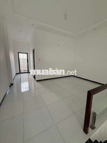 Nhà đẹp 100m² 3 pn lối đi chung