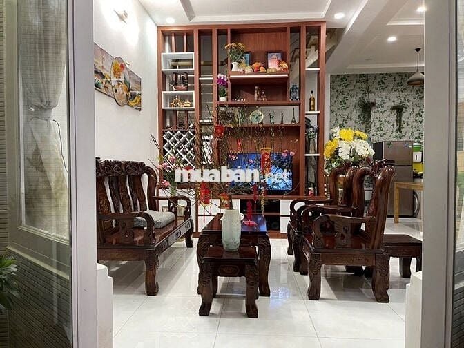 BÁN NHÀ 3 TẦNG NGANG 6M TĂNG NHƠN PHÚ B NỘI THẤT ĐẸP Ở NGAY