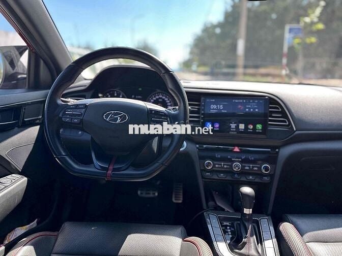 Hyundai Elantra 1.6 AT Sport form 2020 cực đẹp
