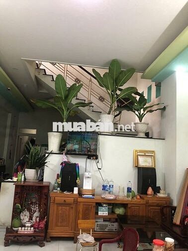 Cho thuê nhà nguyên căn, DT 5*17m, 3,5 tầng, 5 PN, 1 PK, 1 PA,, 2 ST.