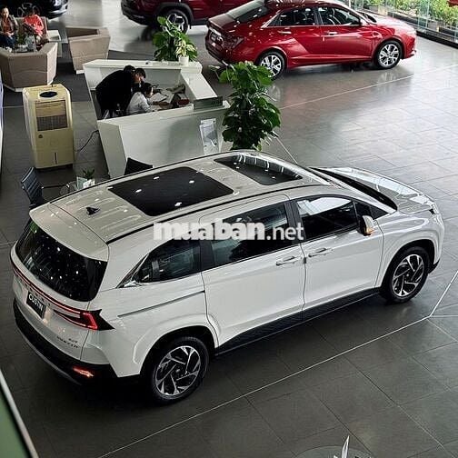 Xả kho Hyundai Custin giá cực tốt