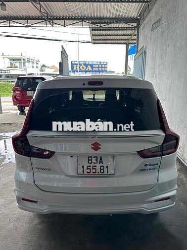 Suzuki Ertiga 2023 xăng điện