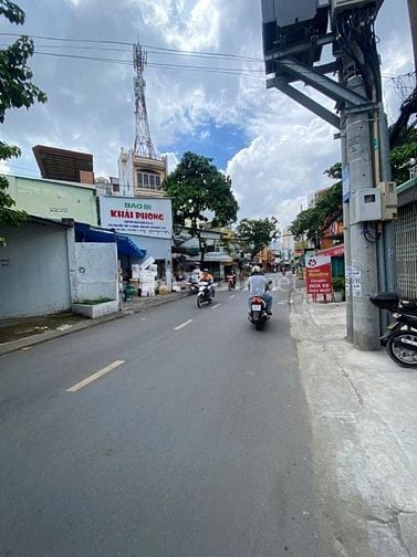 BÁN NHÀ 2 MẶT TIỀN TRƯỚC SAU – TRỊNH ĐÌNH TRỌNG, P.5, Q.11