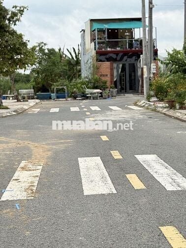 Lô gốc 166m2/2,5 tỷ gần Cầu LONG KIM cách cổng KCN 1km
